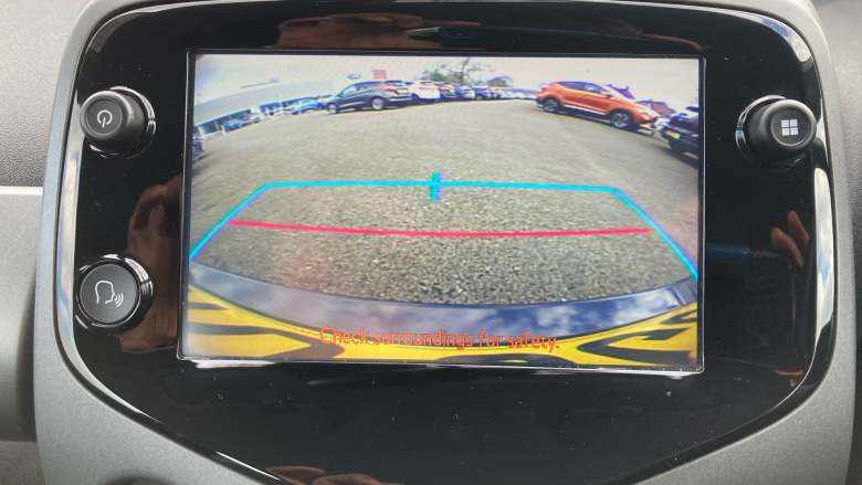 Toyota Aygo 1.0 VVT-i X-Play TSS 5dr x-shift Petrol Hatchback